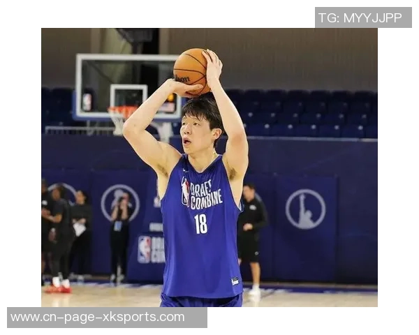 郇斯楠高四季前赛展现持球机动锋线打法豪取26分4助引发关注