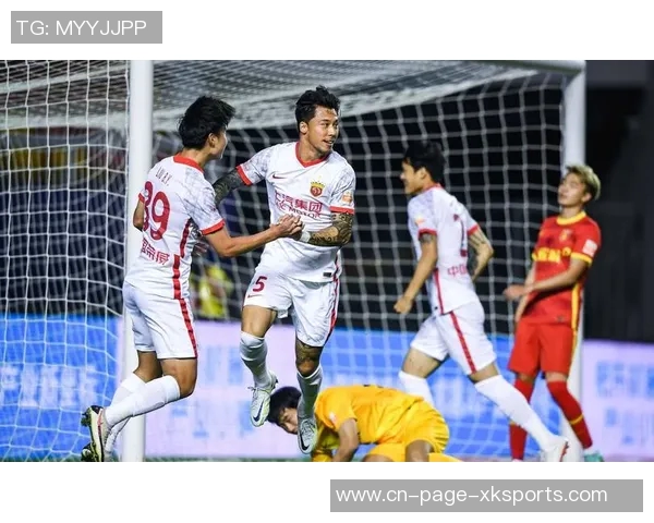 张琳芃门前惊险头球解围助海港化险为夷精彩瞬间回顾