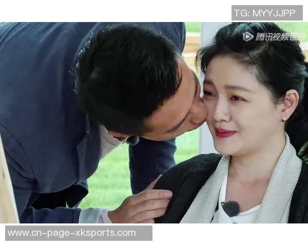 神奇的第71分钟吉马良斯与赖斯同场进球后甜蜜亲吻镜头瞬间